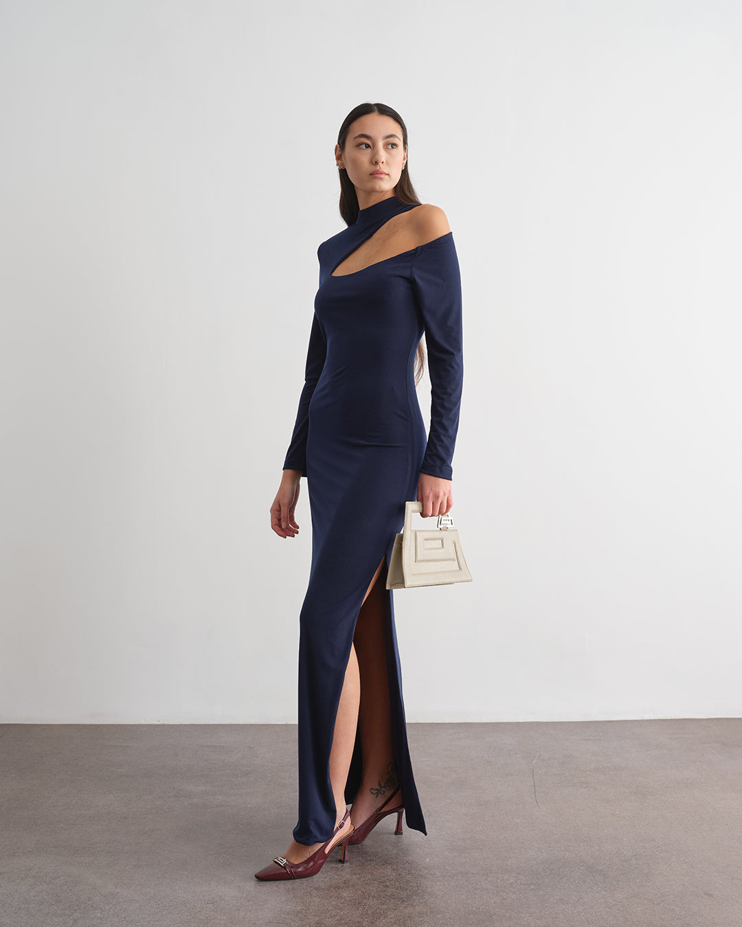 Long dress con dettaglio cut out