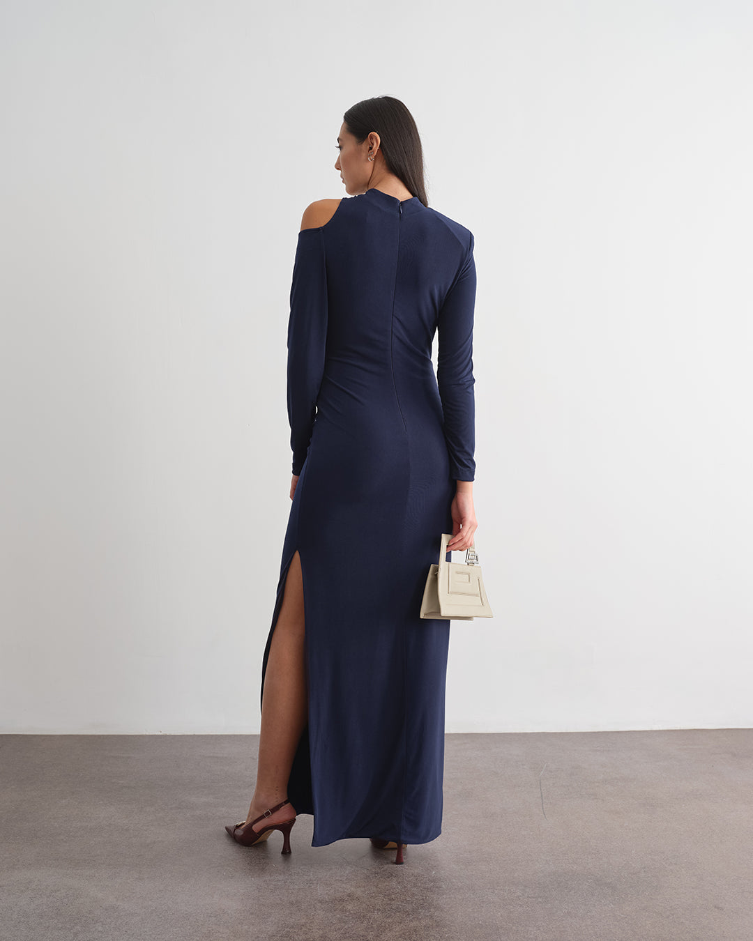 Long dress con dettaglio cut out